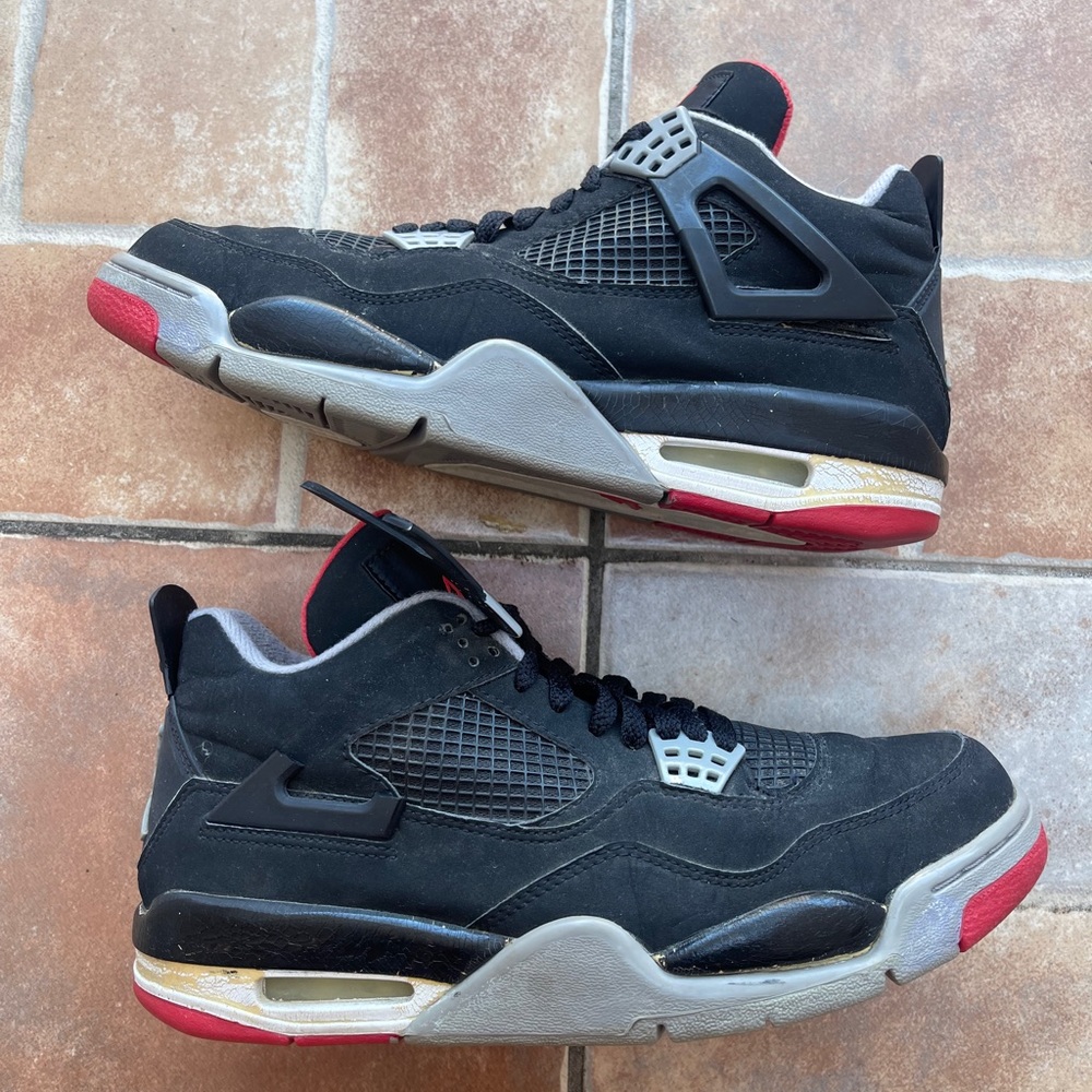Air Jordan retro 4 restoration